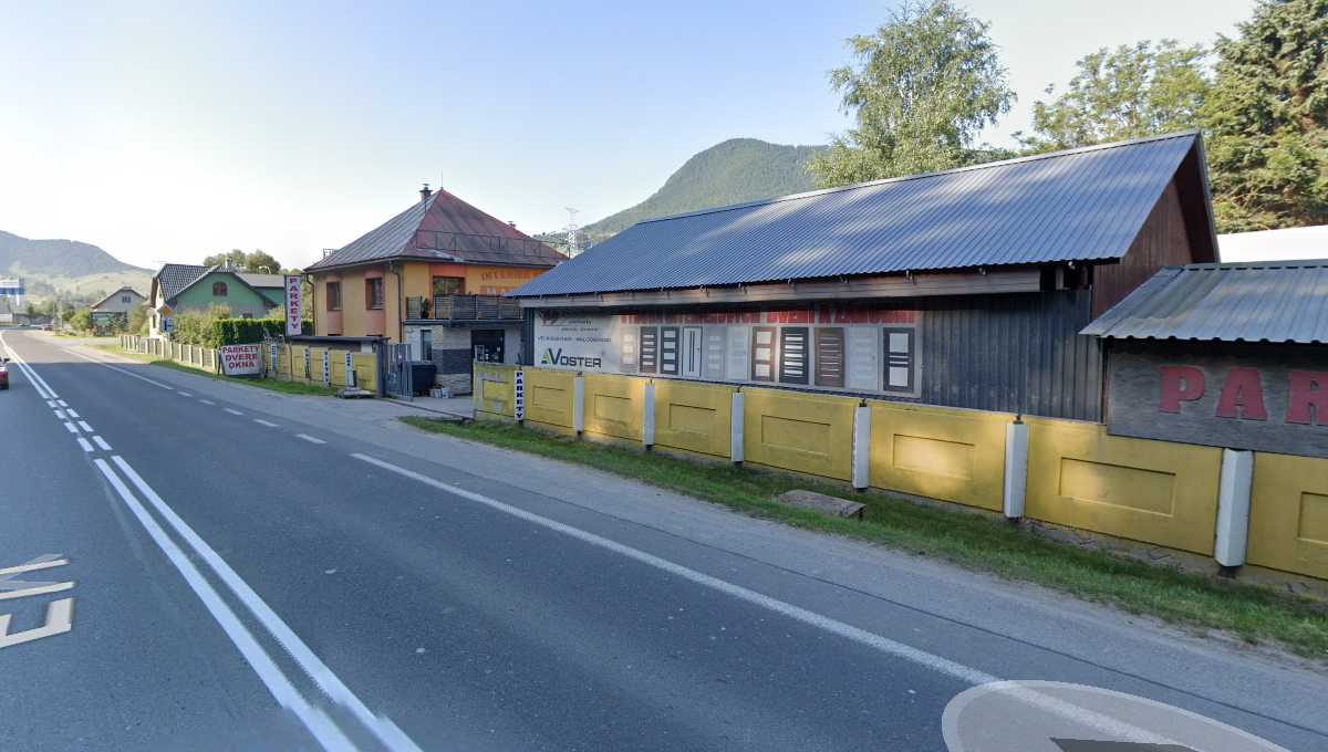 Pohľad na predajňu Maverick pri Bystrickej ceste v Ružomberku